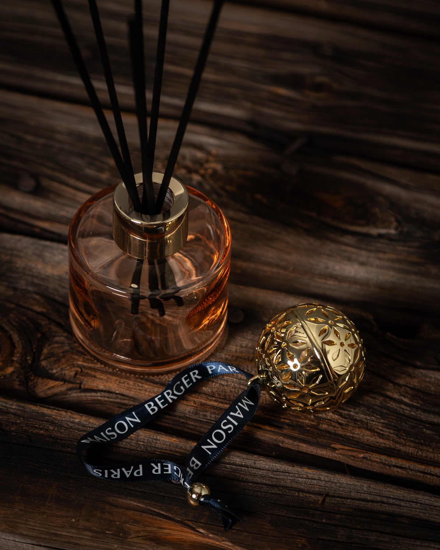 Present box med doftkula och doftpinnar med doften Vanilla Magnificent