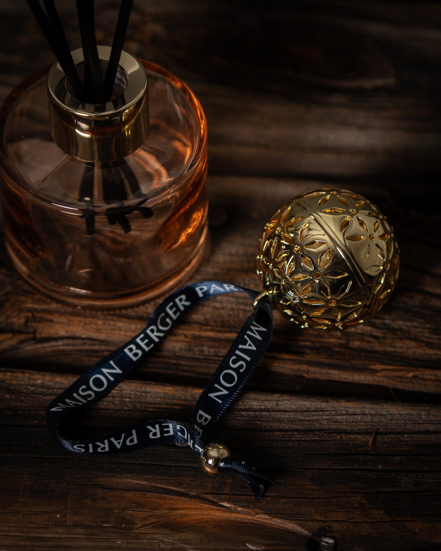 Present box med doftkula och doftpinnar med doften Vanilla Magnificent